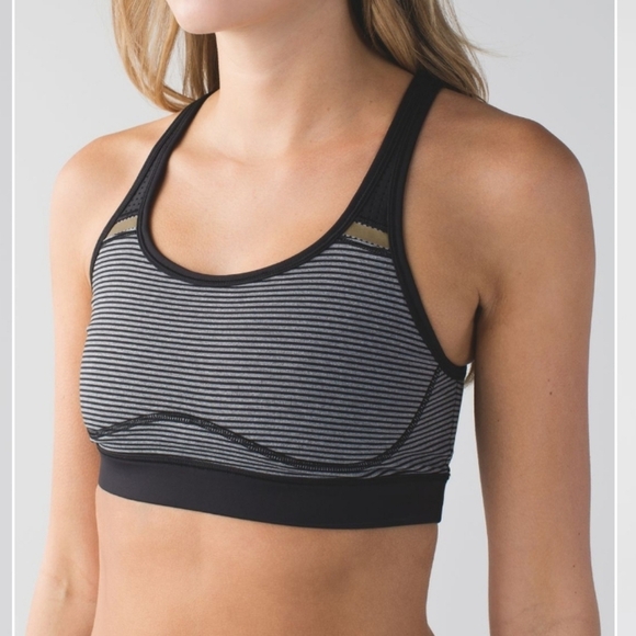 Bundle 2 Lululemon Sweaty Or Not Bra's Size 6 Full On Luxtreme Fabric - Picture 4 of 15